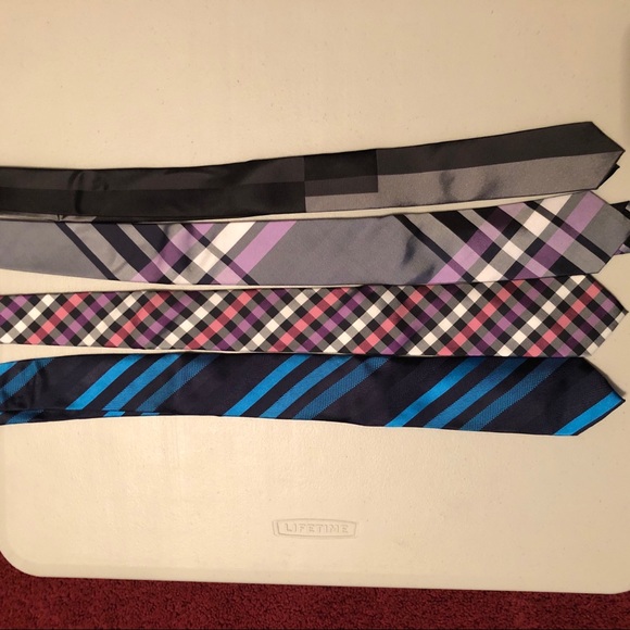 Lot of EXPRESS Men’s Ties - Picture 2 of 4